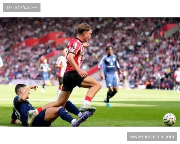 原创今日足球:曼城vs利兹联 桑德兰vs伯恩茅斯